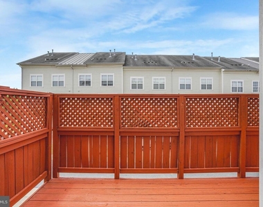 1606 Wilcox Avenue - Photo Thumbnail 33
