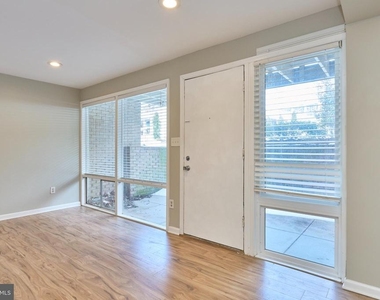 156 Haycock Road - Photo Thumbnail 4