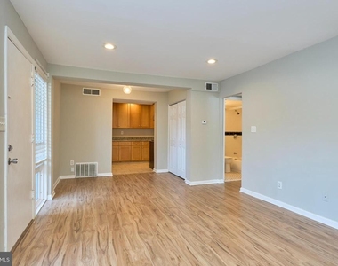 156 Haycock Road - Photo Thumbnail 7