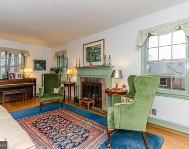 1308 Tracy Place - Photo Thumbnail 14