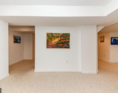 1308 Tracy Place - Photo Thumbnail 44