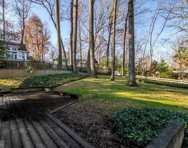 1308 Tracy Place - Photo Thumbnail 8