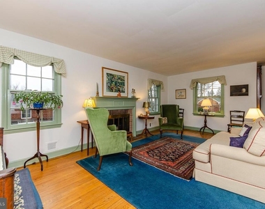 1308 Tracy Place - Photo Thumbnail 16