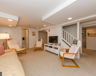 1308 Tracy Place - Photo Thumbnail 40