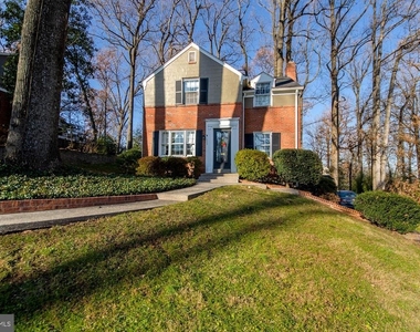 1308 Tracy Place - Photo Thumbnail 1