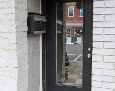 170 E Davis Street - Photo Thumbnail 1