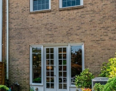 117 Princess Street - Photo Thumbnail 44