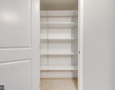 851 N Glebe Road - Photo Thumbnail 9