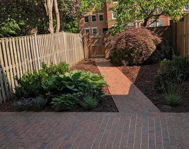 2329 9th Street S - Photo Thumbnail 7