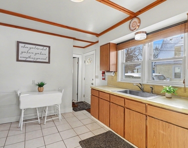 11637 Algonquin Drive - Photo Thumbnail 19