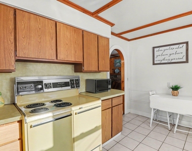 11637 Algonquin Drive - Photo Thumbnail 18