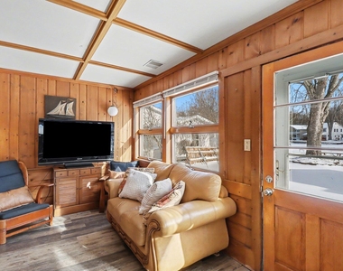 11637 Algonquin Drive - Photo Thumbnail 12