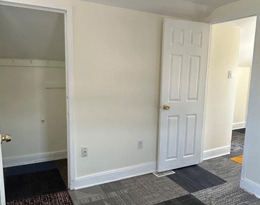 431 Rhawn Street - Photo Thumbnail 8
