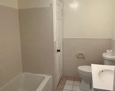 431 Rhawn Street - Photo Thumbnail 10