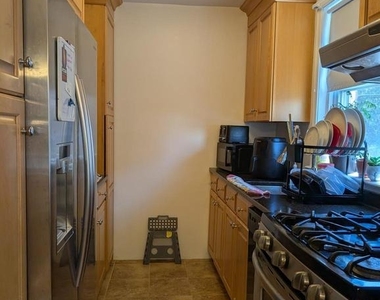 2433 N 50th Street - Photo Thumbnail 4