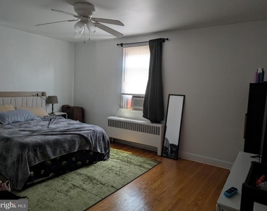 2433 N 50th Street - Photo Thumbnail 6