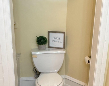 5309 Baltimore Avenue - Photo Thumbnail 7