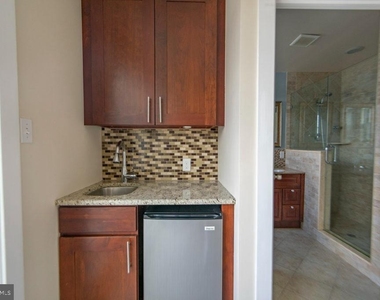 2147 Ellsworth Street - Photo Thumbnail 8