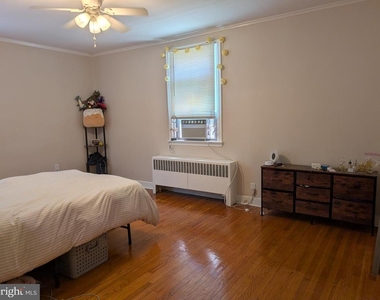 2433 N 50th Street - Photo Thumbnail 7