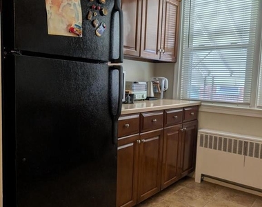 2433 N 50th Street - Photo Thumbnail 6