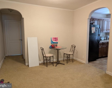 2433 N 50th Street - Photo Thumbnail 4