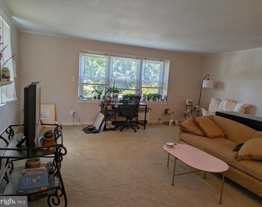 2433 N 50th Street - Photo Thumbnail 1