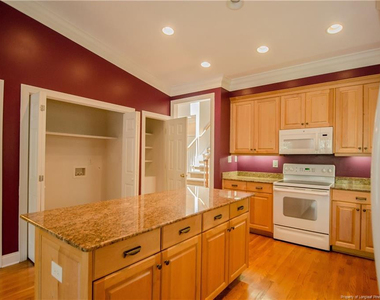 107 Wynncrest Lane - Photo Thumbnail 12