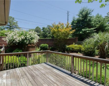107 Wynncrest Lane - Photo Thumbnail 33