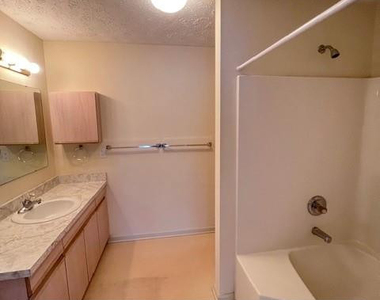 1836 Sardonyx Road - Photo Thumbnail 7
