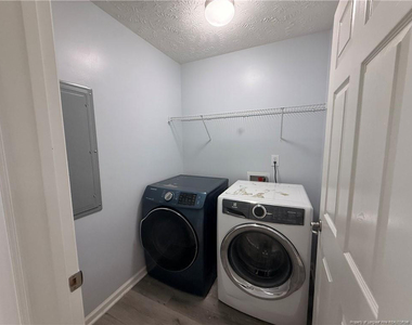 3342 Harbour Pointe Pl Place - Photo Thumbnail 11