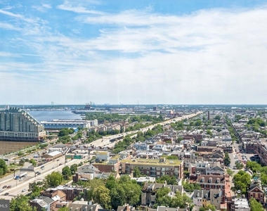 220 Locust Street - Photo Thumbnail 9