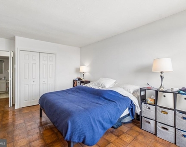 220 Locust Street - Photo Thumbnail 7