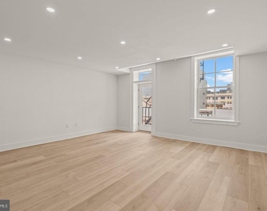 253 N 3rd Street - Photo Thumbnail 11