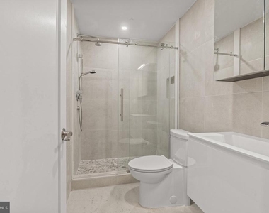 253 N 3rd Street - Photo Thumbnail 7