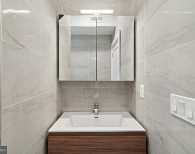 1822 Chestnut Street - Photo Thumbnail 20