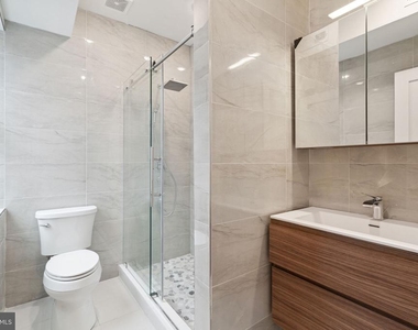 1822 Chestnut Street - Photo Thumbnail 24