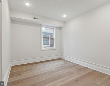 1822 Chestnut Street - Photo Thumbnail 8
