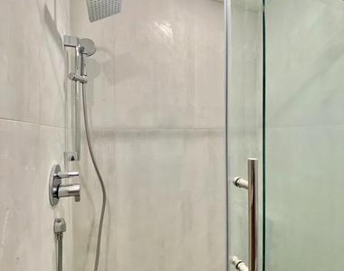 1822 Chestnut Street - Photo Thumbnail 5