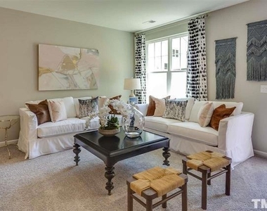 1044 Gentle Reed Drive - Photo Thumbnail 3
