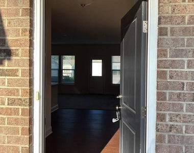 260 White Oak Ridge Drive - Photo Thumbnail 3