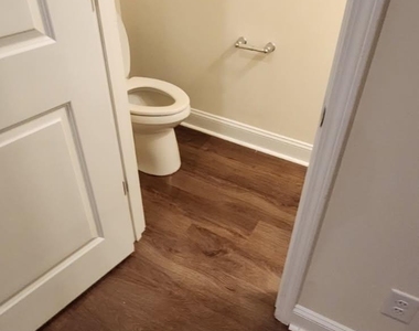 260 White Oak Ridge Drive - Photo Thumbnail 10