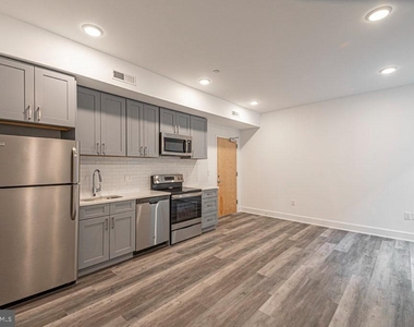 1524 South Street - Photo Thumbnail 3