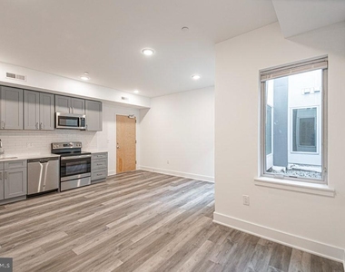 1524 South Street - Photo Thumbnail 1