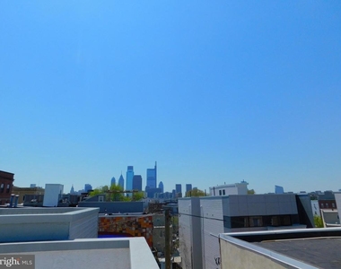 922 N 17th Street - Photo Thumbnail 18