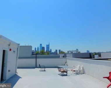 922 N 17th Street - Photo Thumbnail 19
