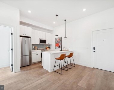3037 Richmond Street - Photo Thumbnail 2