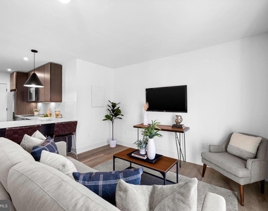 5200 Chester Avenue - Photo Thumbnail 5
