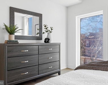 5200 Chester Avenue - Photo Thumbnail 16