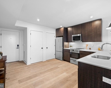 5200 Chester Avenue - Photo Thumbnail 2