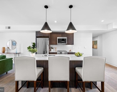 5200 Chester Avenue - Photo Thumbnail 4